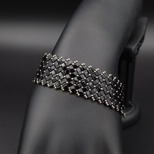 Bracelet tissé en perles Miyuki half tila noir