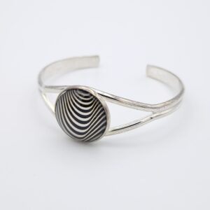 Bracelet cabochon réglable noir et blanc
