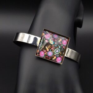 Bracelet cabochon réglable multicolore
