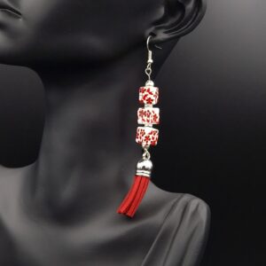 Boucles d’oreilles rouges et blanches pompons rouges