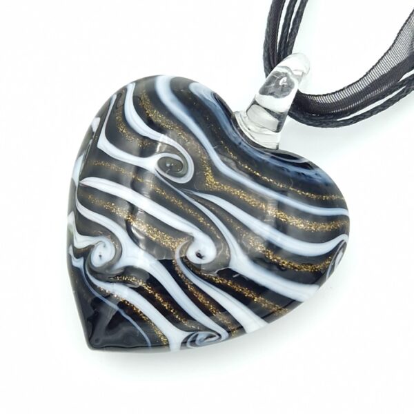 Collier coeur noir – Image 3